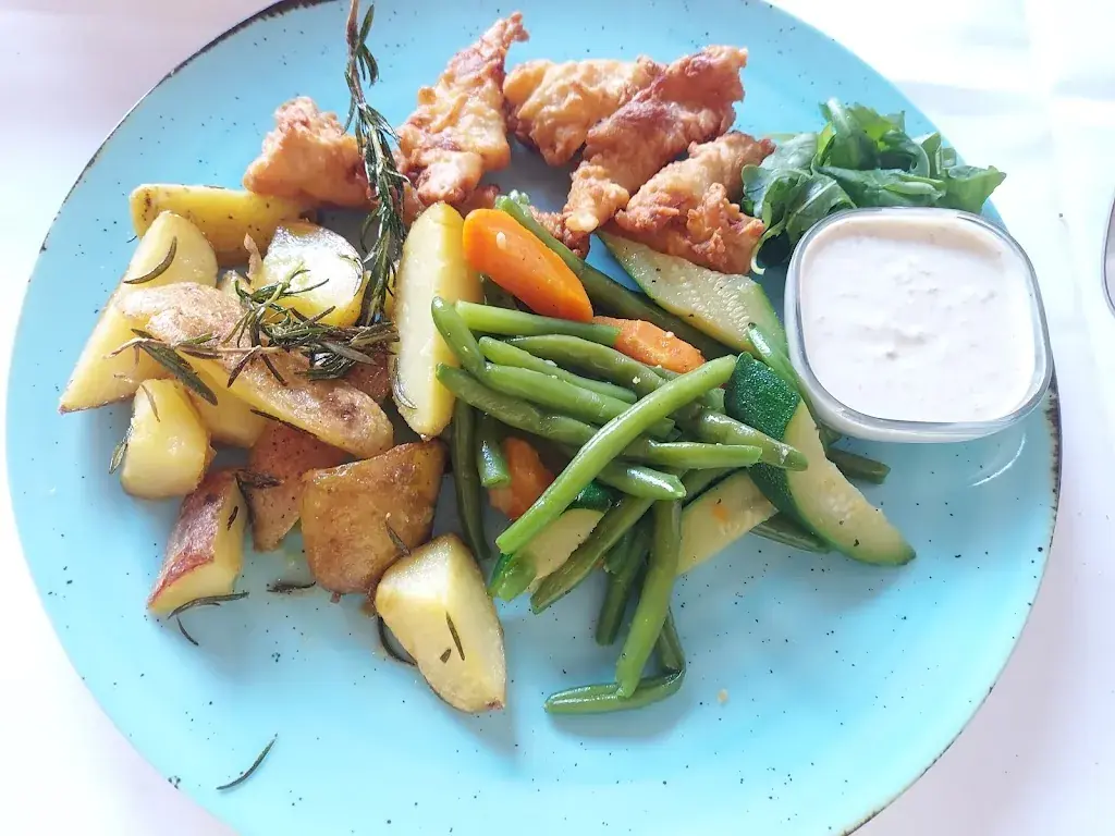 Flurina H._Restaurant Grossweier - Pizzeria_Schwarzhäusern_reseña