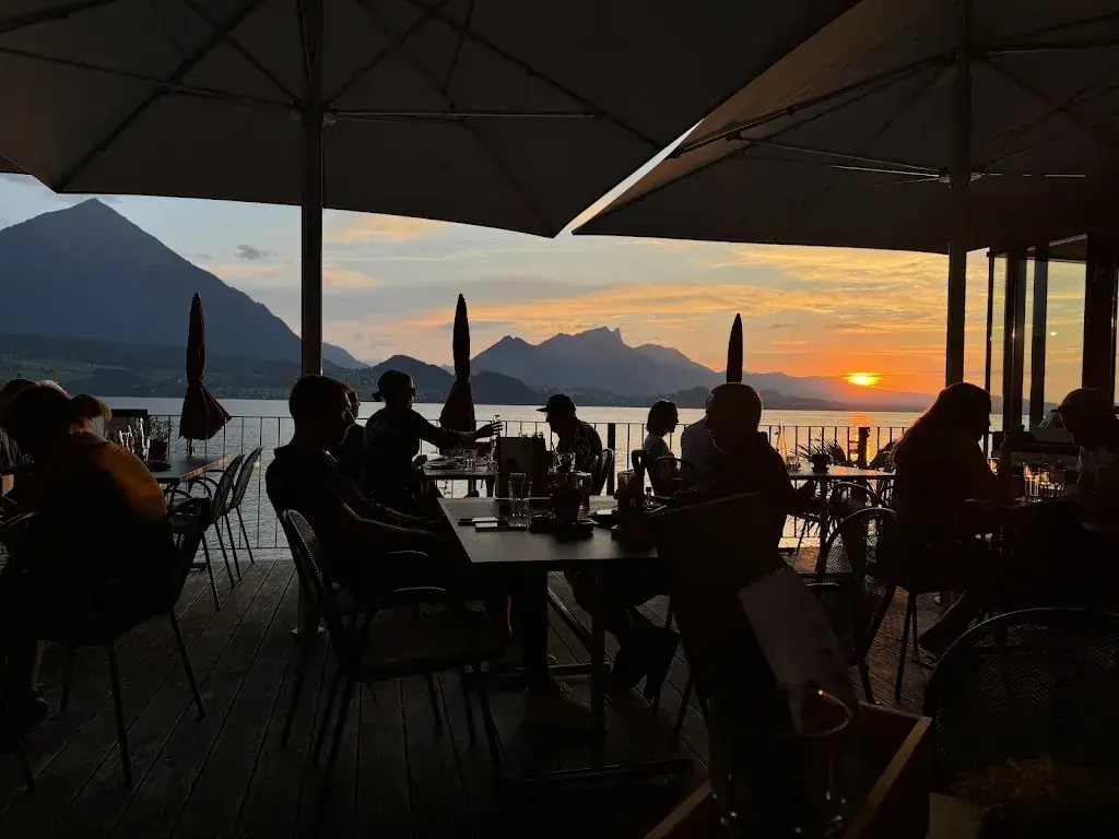 Mark Fahrni_Seerestaurant Beatenbucht_Merligen_review