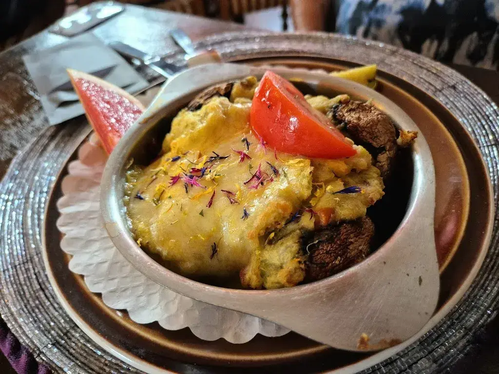 JASM Myint_Vintage Chuchichästli_Unterseen_review