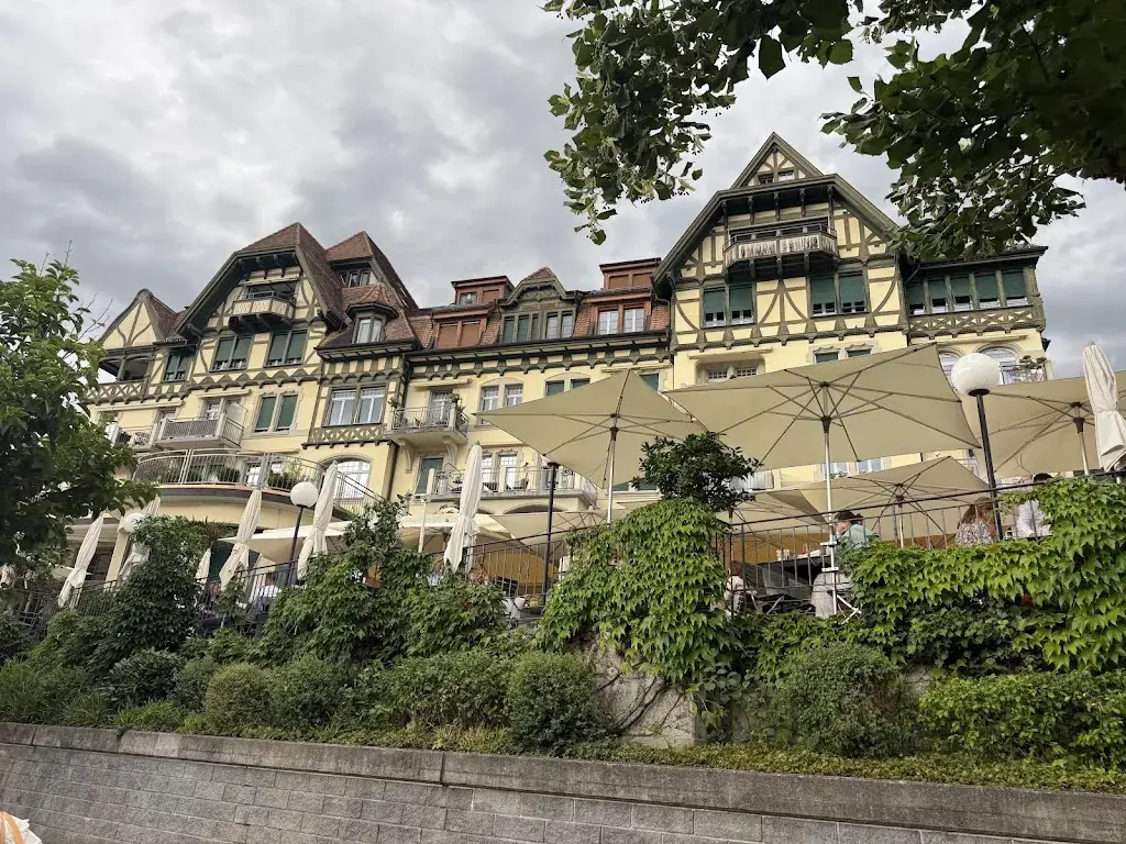 UnDiplomatic Wife_Beau Rivage_Thun_avis