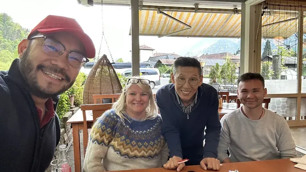Sam Lu_Aare Korean BBQ Restaurant_Interlaken_avis