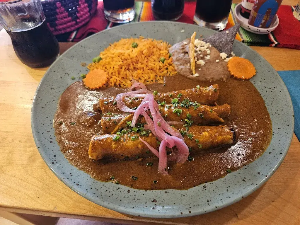 Nathan Mueller_El Azteca_Interlaken_avis