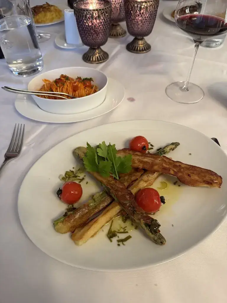 Gotoku Neko_Schloss Hotel Thun_Thun_avis