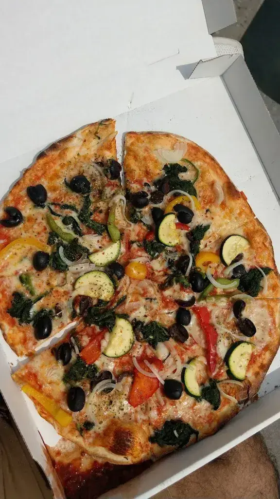 Menu_Art Pizza_Unterseen_immagine_9