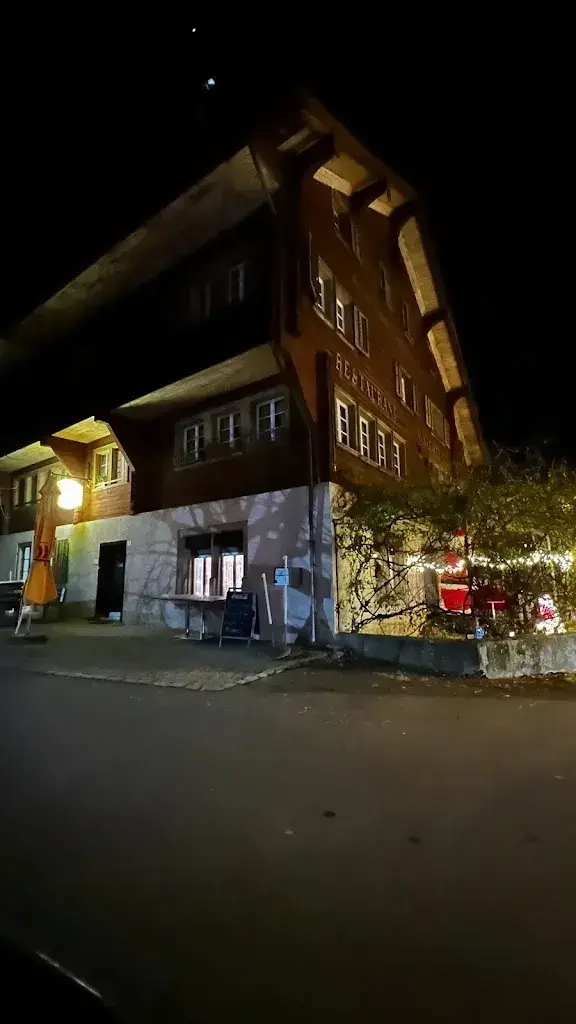 Savitri Anwar_Waldheim_Seedorf_recensione