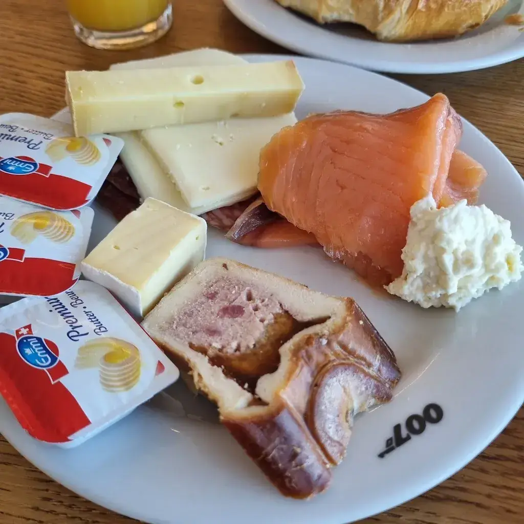 Menu_Schilthorn - Piz Gloria 360°- Restaurant_Mürren_image_8