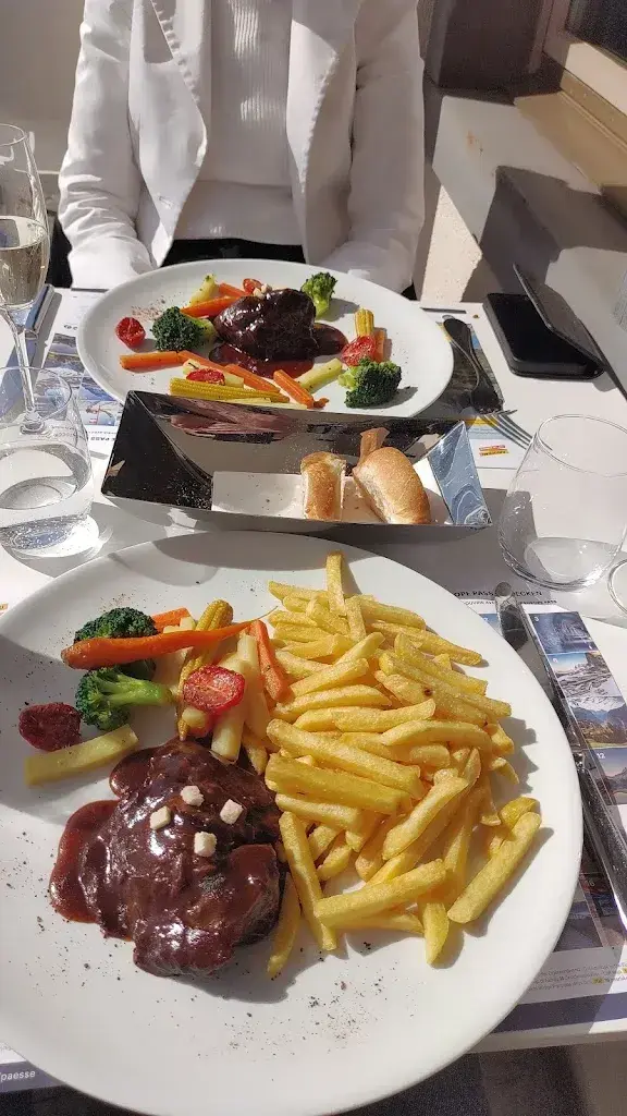 Menu_Restaurant Caprice_Wengen BE_image_6