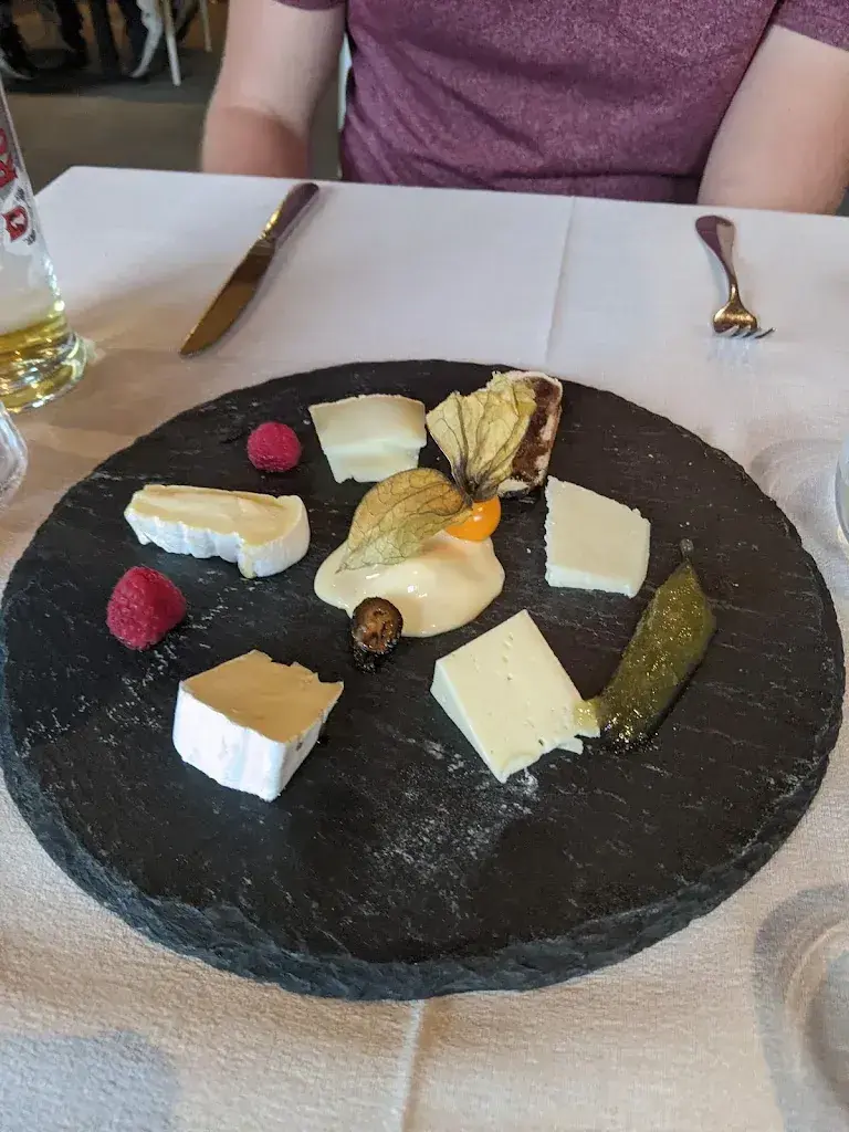 Menu_Restaurant Caprice_Wengen BE_image_9