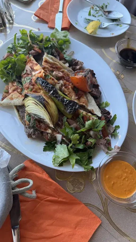 Amna Boftain_See Restaurant_Därligen_avis