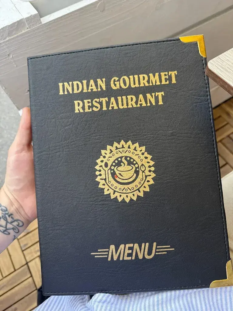 Andrew Farmer_Indian Gourmet Restaurant & Pizzeria_Meiringen_review