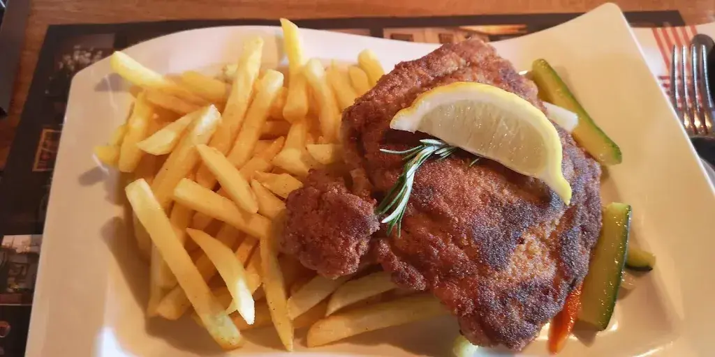 Menu_Restaurant und Pizzeria Bahnhöfli_Meiringen_image_5