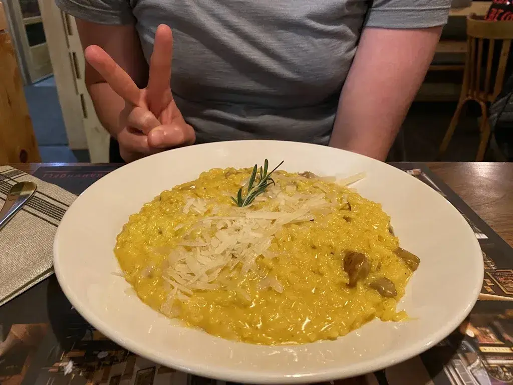 Sergio Rodríguez_Restaurant und Pizzeria Bahnhöfli_Meiringen_review