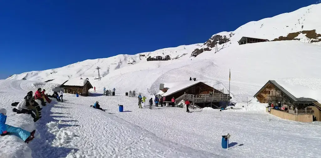 Luca M_Hääggenstubeli_Hasliberg_avis