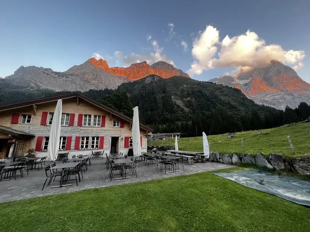 Kristen Thompson_Chalet-Hotel Schwarzwaldalp_Meiringen_avis