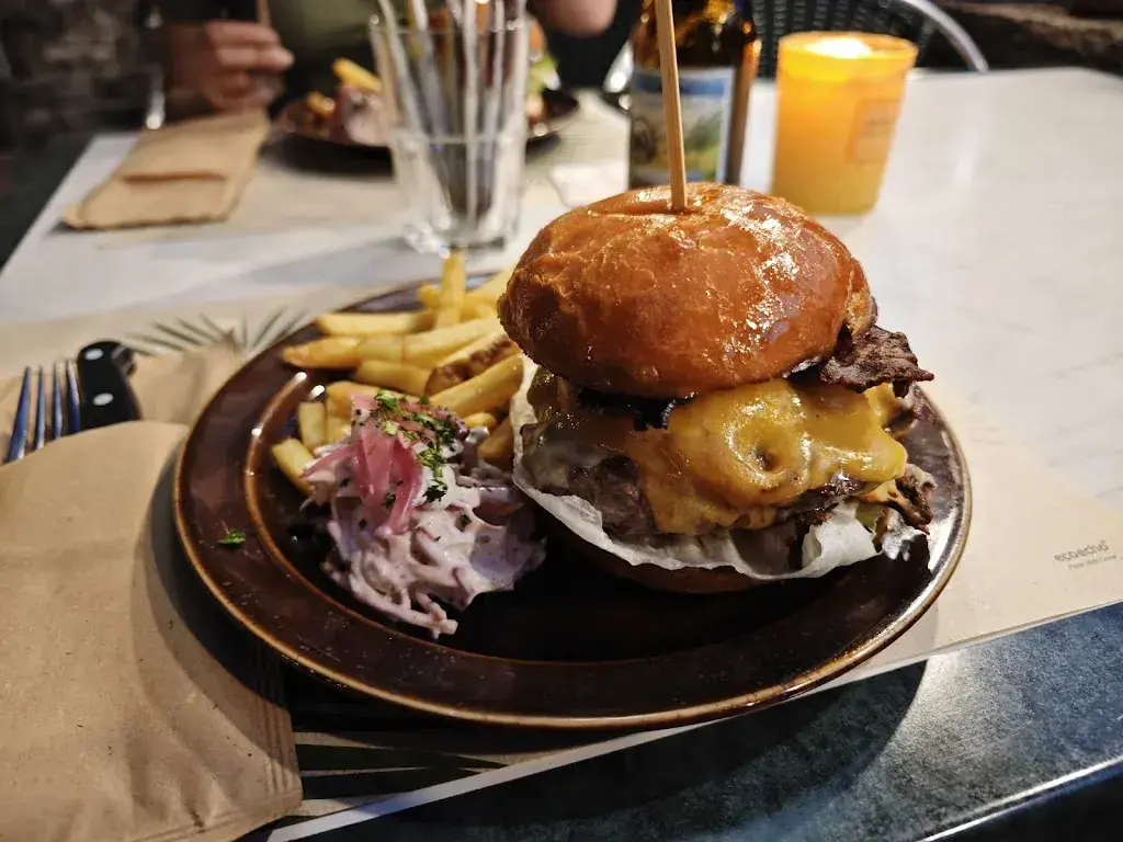 Sherlock Lounge - Club restaurant à Meiringen