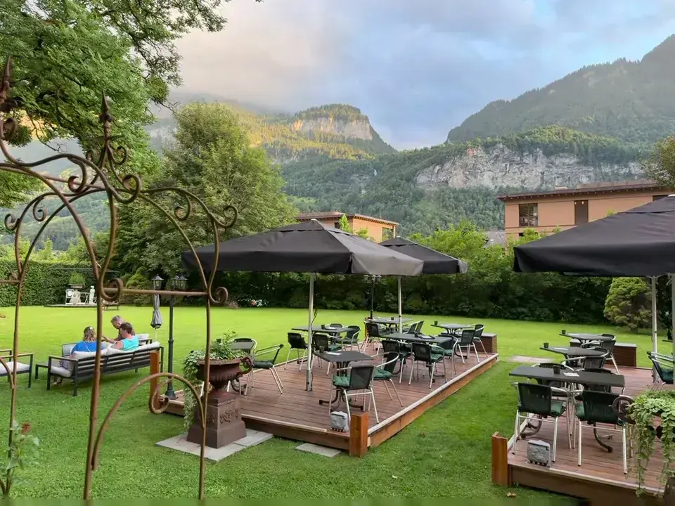 Josephine Stratton_Parkhotel Du Sauvage_Meiringen_recensione