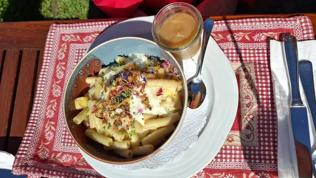 beat shona_Hotel Meielisalp_Leissigen_review