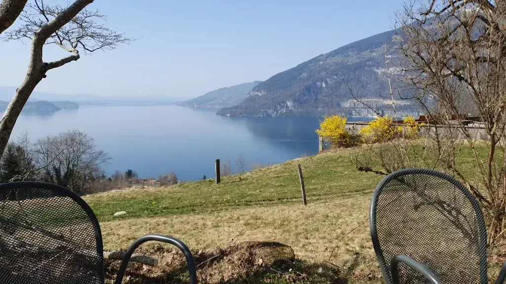 Luca Agostiniello_Pension Finel_Leissigen_review