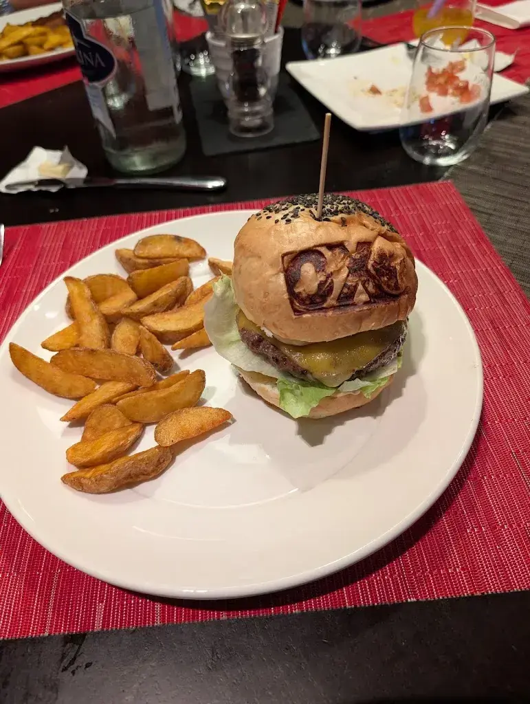 Neil Winteregg_OX Restaurant & Grill_Interlaken_avis