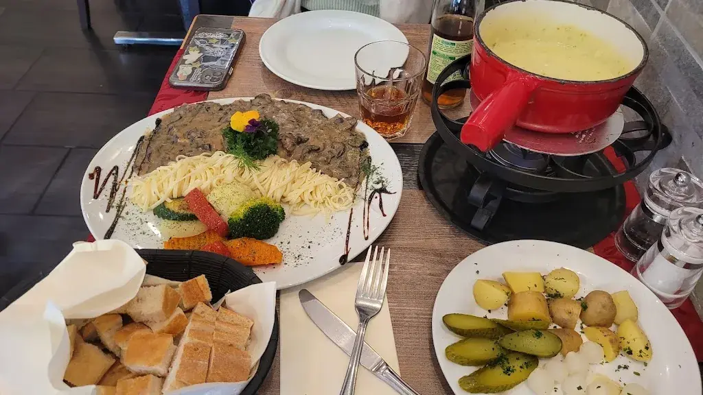 Menu_Restaurant Café Gleis 3 - Swiss Cuisine_Interlaken_image_6