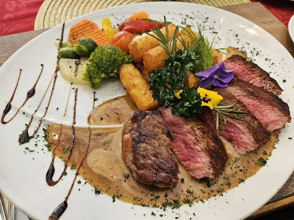 Menu_Restaurant Café Gleis 3 - Swiss Cuisine_Interlaken_image_9