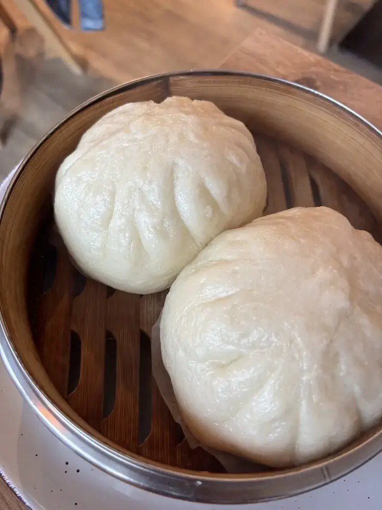 Sarah_Bun Brothers & Co._Matten bei Interlaken_review