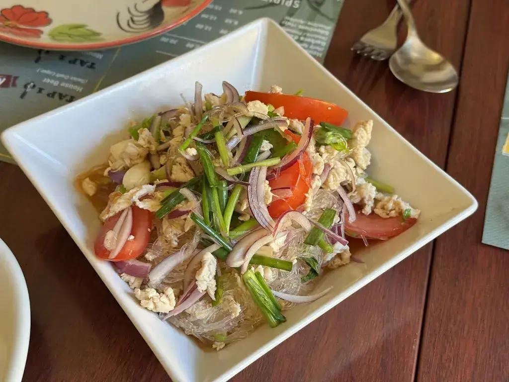 Kimia N_Little Thai_Matten bei Interlaken_avis