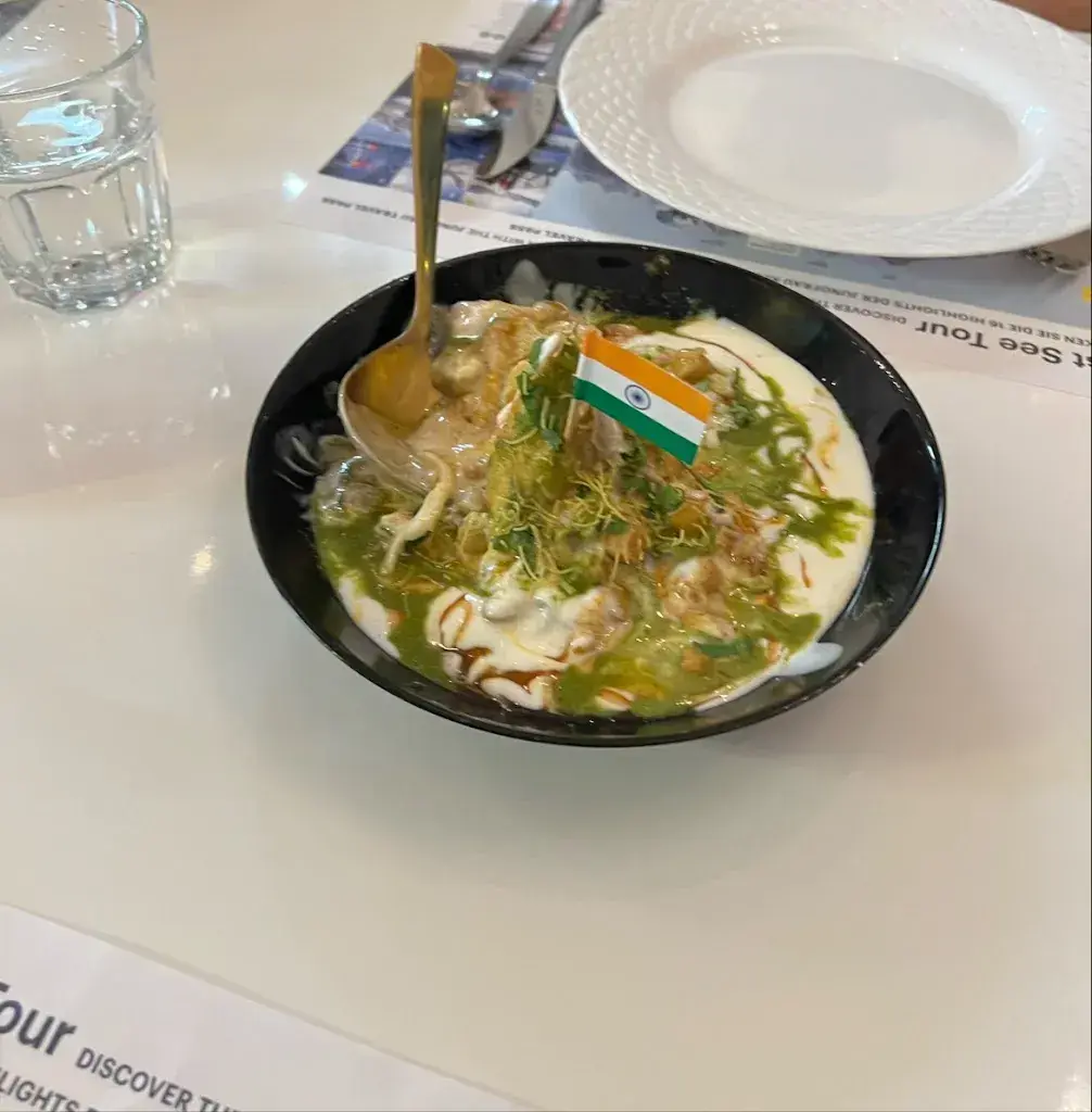 Yatin Kaushal_Delhi Darbar Indian Restaurant_Interlaken_avis