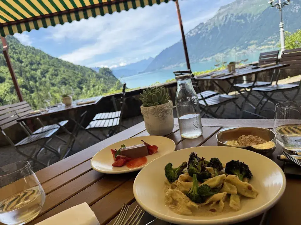 Shivam Anand_Elisa - Bistro & Terrasse_Brienz_review