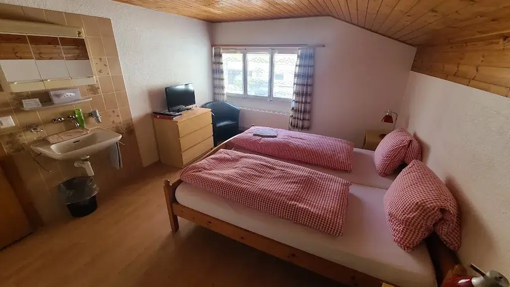 Stefan Hulliger_Hotel Restaurant Weisses Kreuz_Brienz_Bewertung