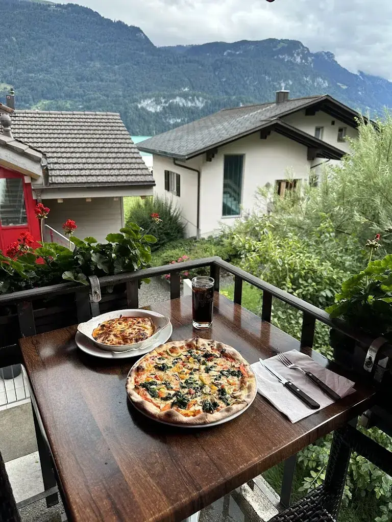 Menü_Bino's Pizzeria_Brienz_Bild_6