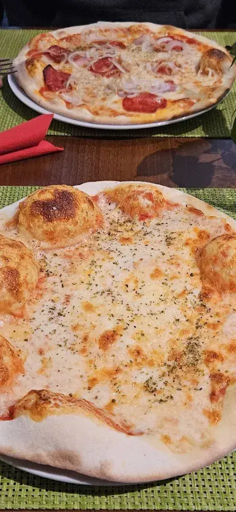 Menü_Bino's Pizzeria_Brienz_Bild_8