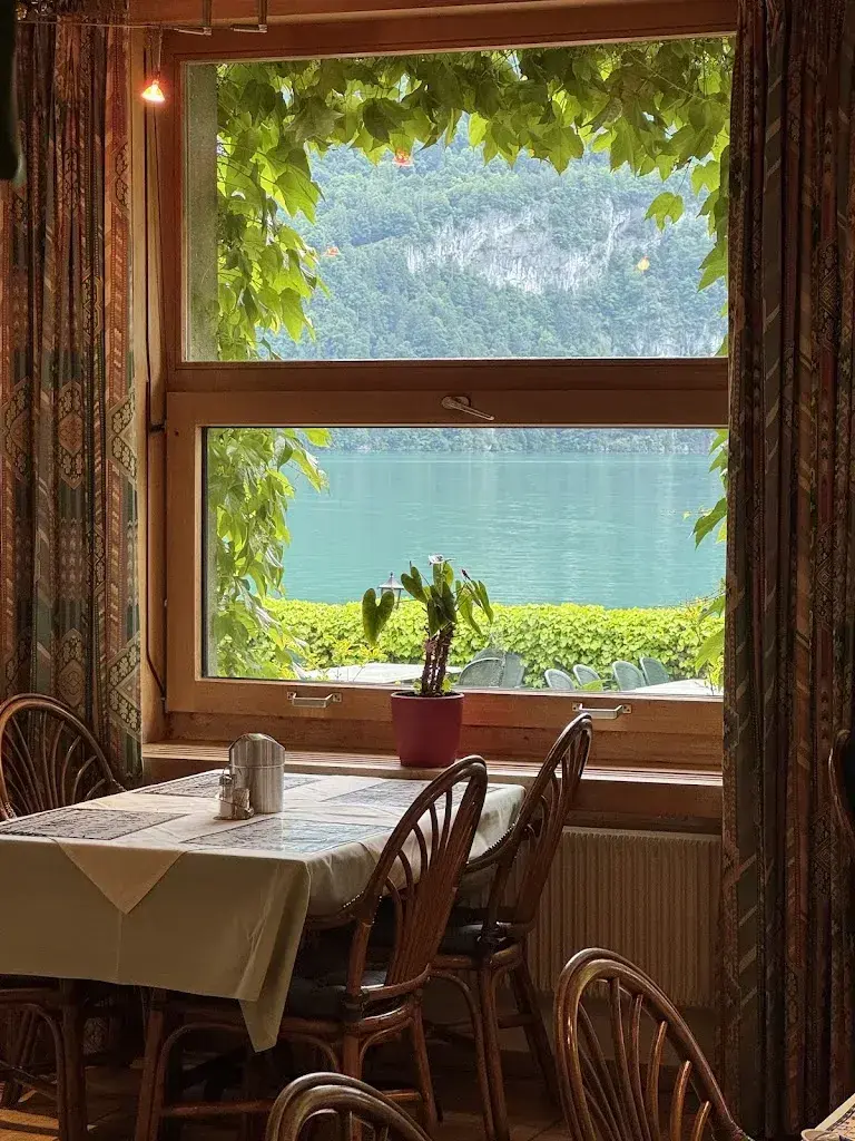 Carlos Wang_Hotel Restaurant Seehotel Bären_Brienz_review
