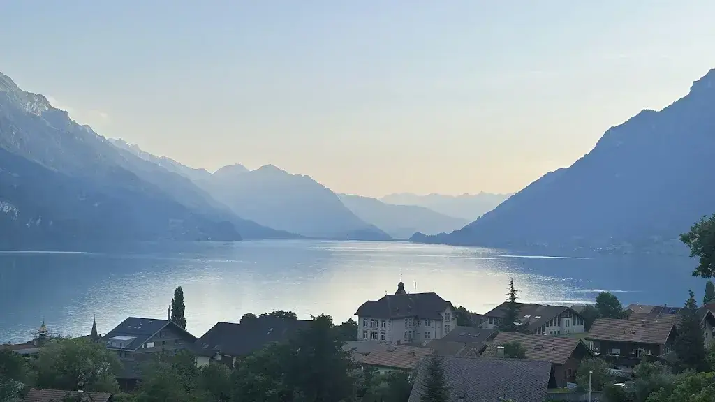 Prachi Mahajan_Hotel Lindenhof by Crossworld AG_Brienz_avis