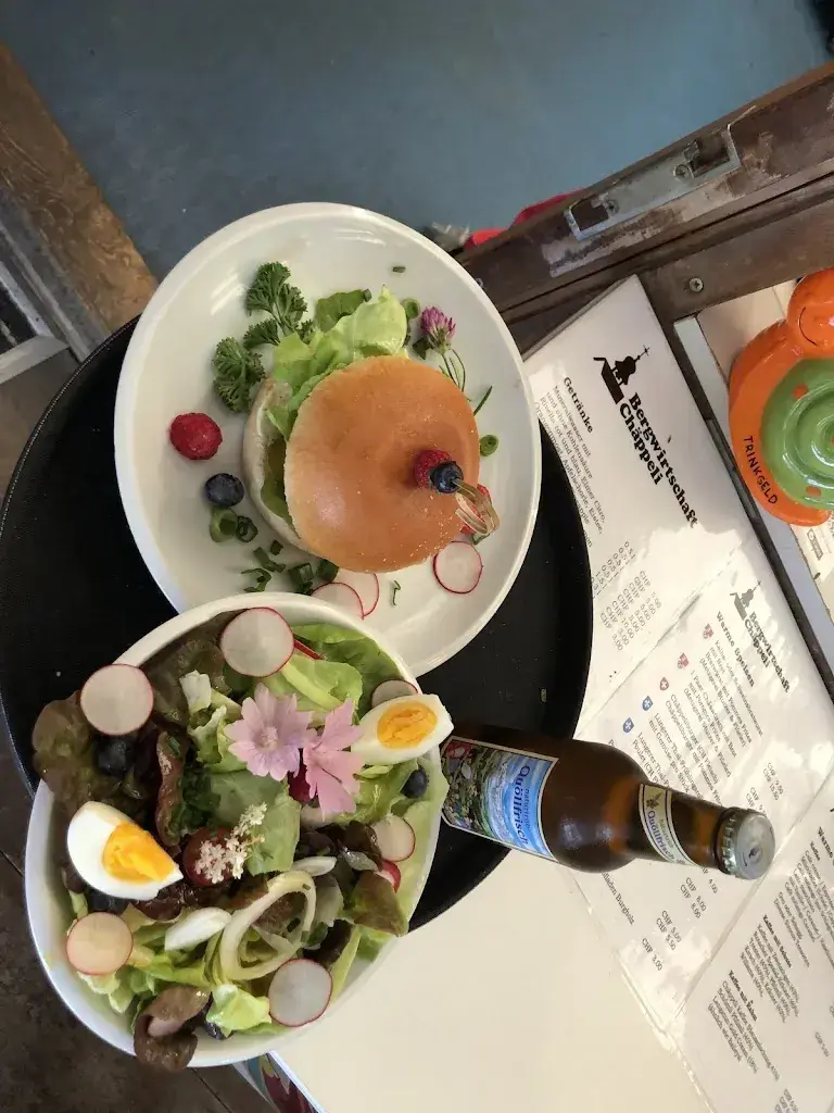 Misha Reyzlin_Bergwirtschaft Chäppeli_Lungern_review