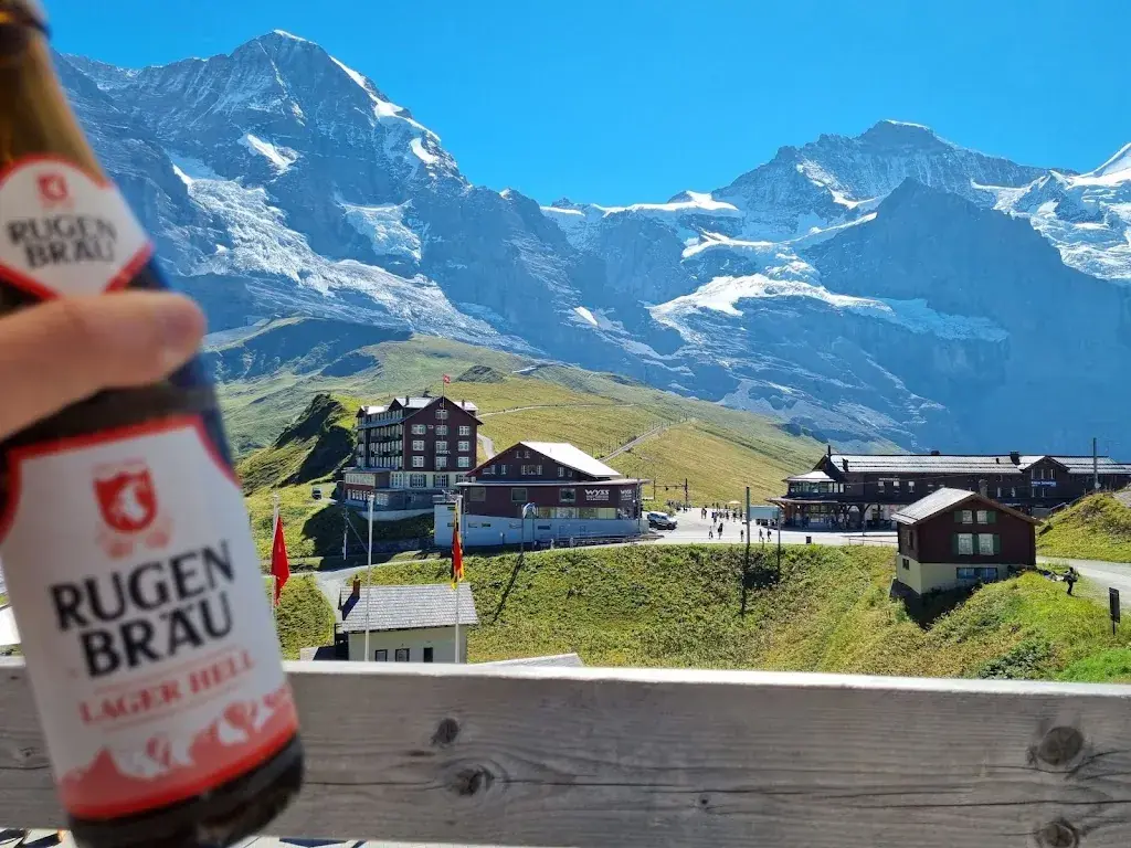 John Davidson_Chaletbar_Kleine Scheidegg_review