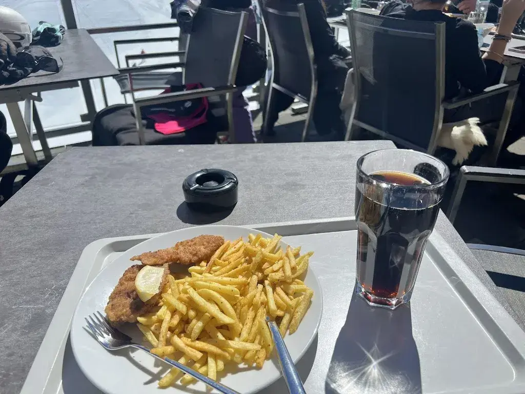 Saeed Ayman_Restaurant Eigernordwand_Kleine Scheidegg_avis