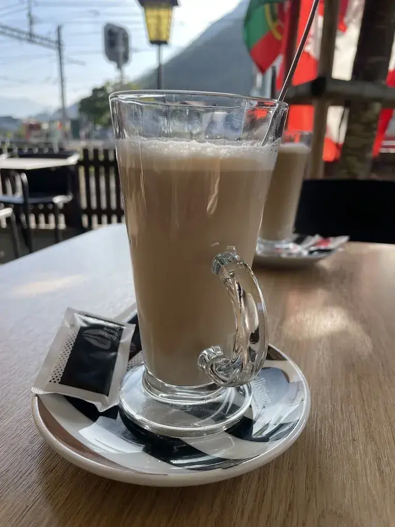 Ela Bitaj Oxenford_Restaurant Christina_Wilderswil_review