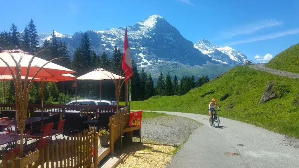 andrew lievesley_Rasthysi_Grindelwald_review