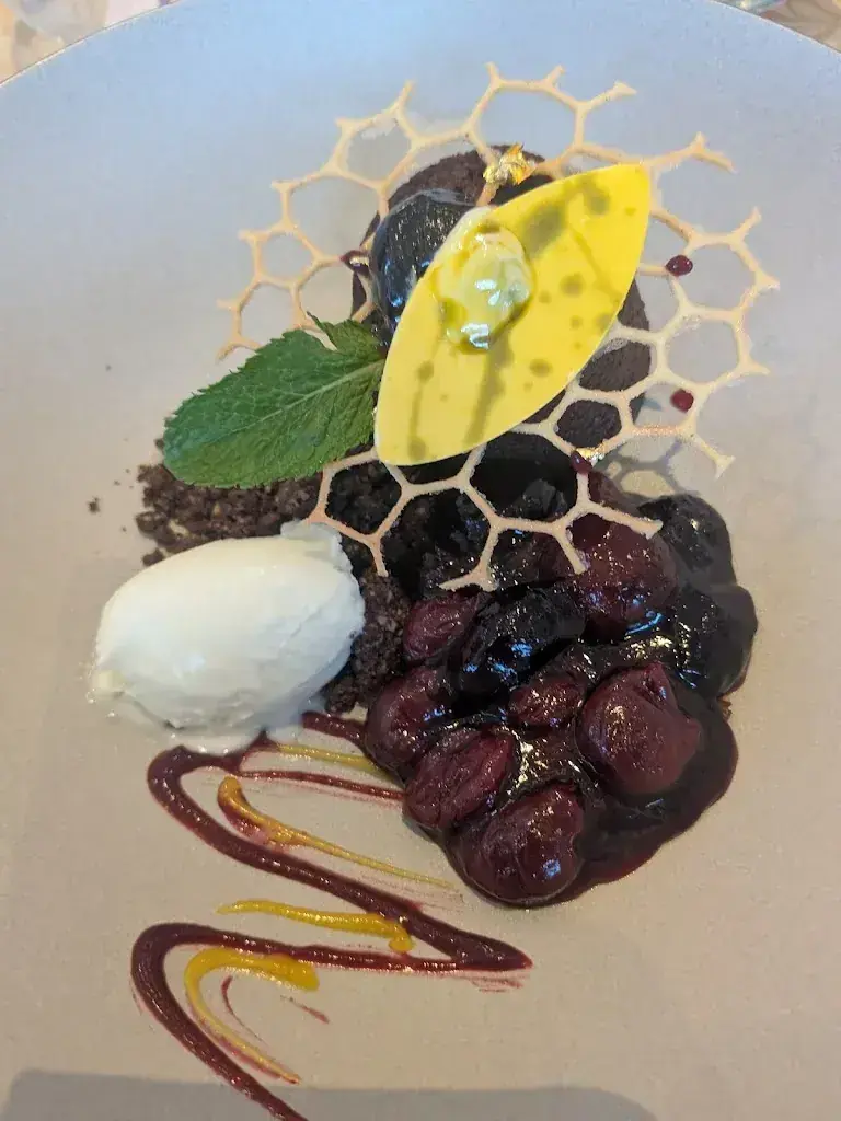 Sylvie Buendia_Restaurant Schmitte_Grindelwald_review