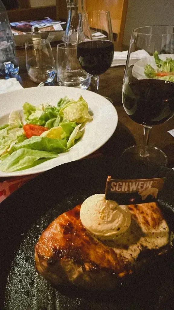 Shirley Wang_Ristorante pizzeria Da Salvi_Grindelwald_review