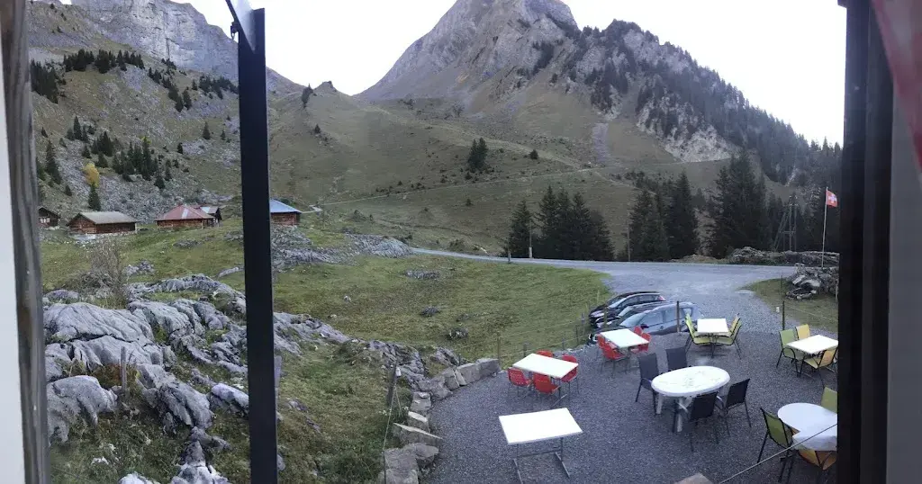 Ali Bab_Berghaus Hintisberg_Lütschental_avis