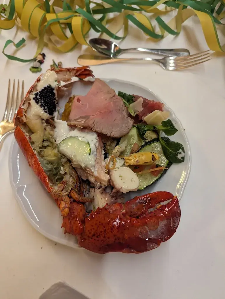 Hamish Dobbie_Judy's Restaurant_Wengen BE_review