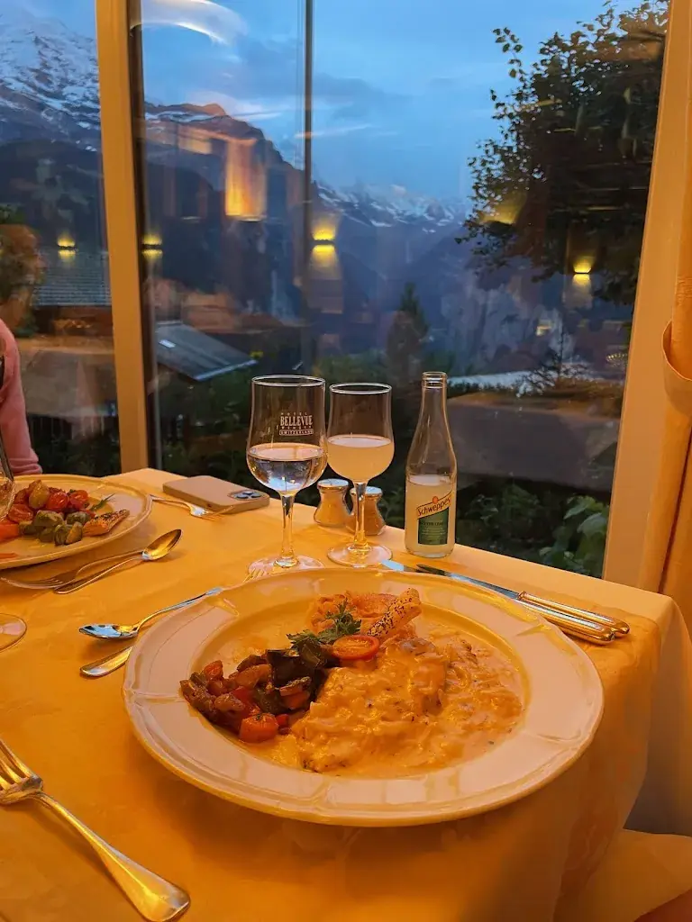 Elizabeth Calder_Judy's Restaurant_Wengen BE_review