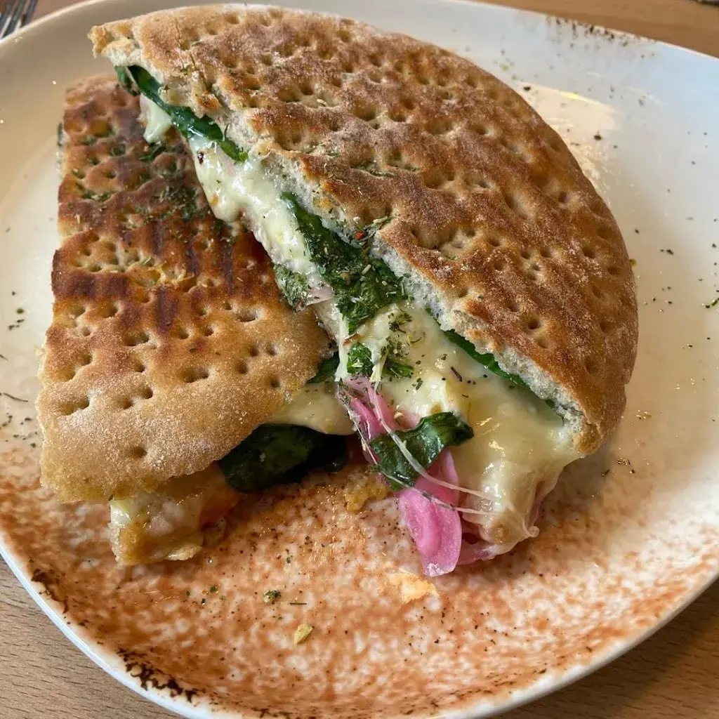 Sara Wong_Clubhaus Café & Crêperie_Grindelwald_review