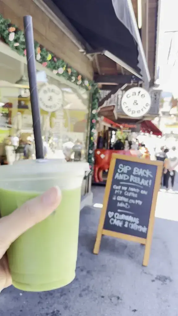 Erica DP_Clubhaus Café & Crêperie_Grindelwald_review