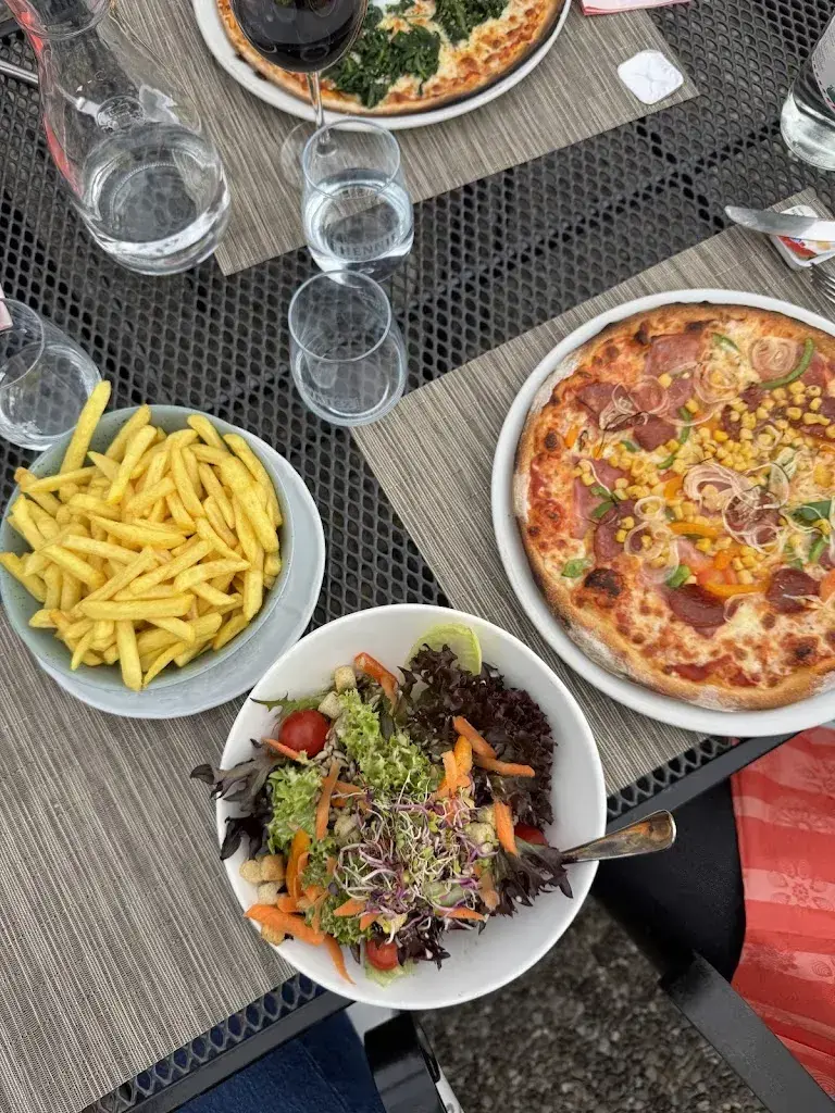 Kayleigh Smith_Mercato_Grindelwald_review