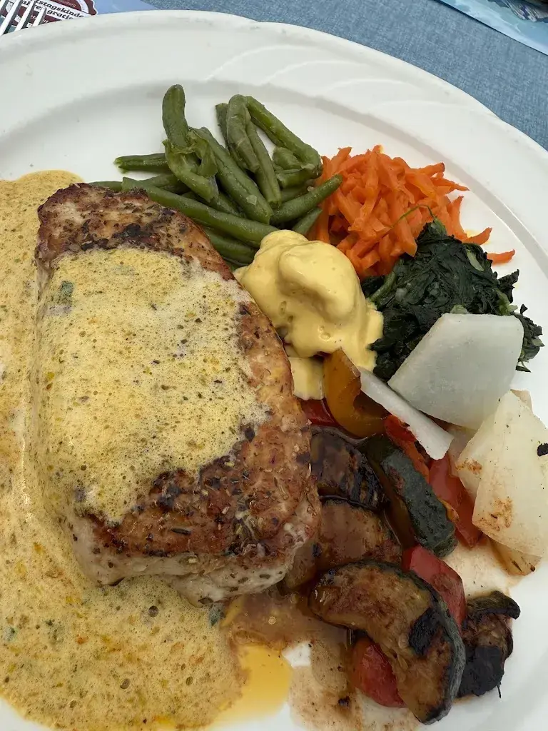 wen kang Soh_Strandhotel_Iseltwald_review