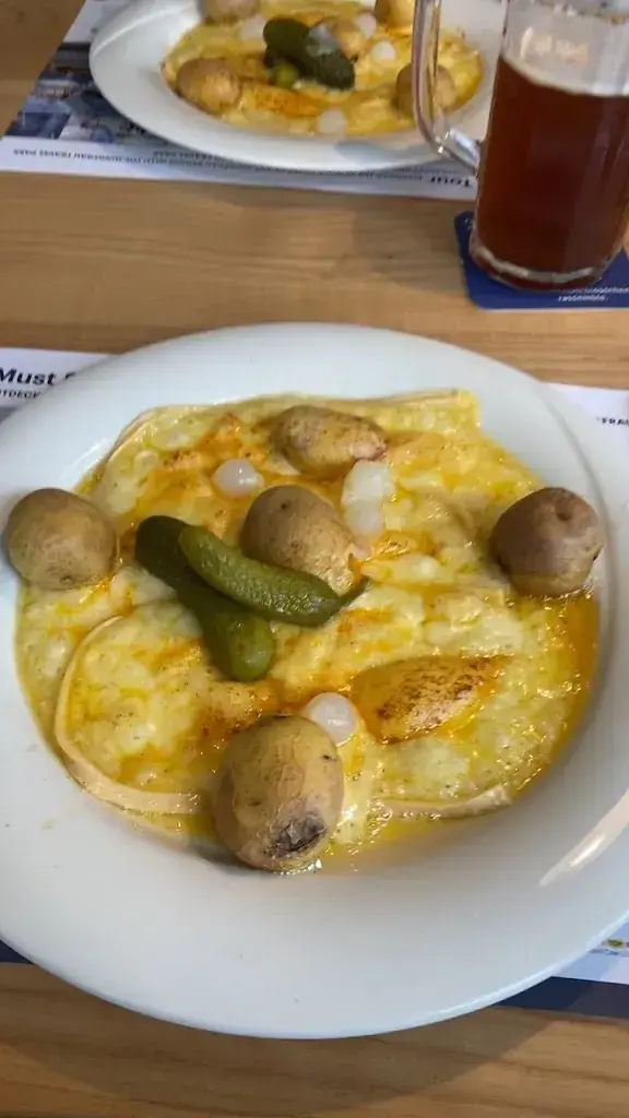 Madison Rivers_Restaurant Eiger Wengen_Wengen BE_avis