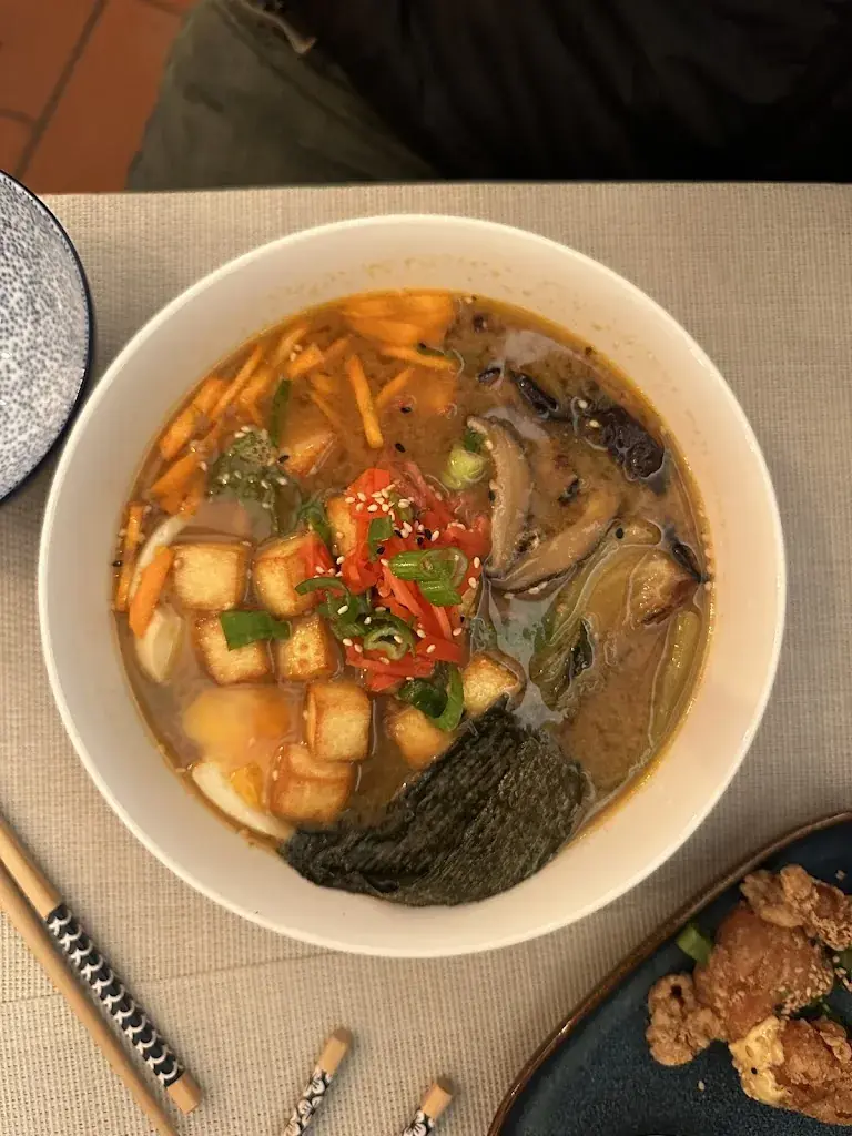 Menu_Lecker Asia_Wengen BE_image_6